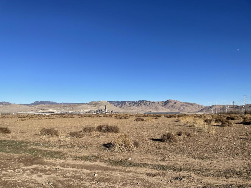 20028 Tehachapi Willow Springs Road Property Photo 17