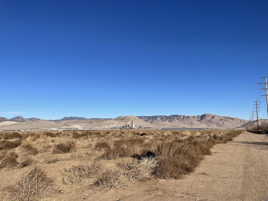 20028 Tehachapi Willow Springs Road Property Photo 22