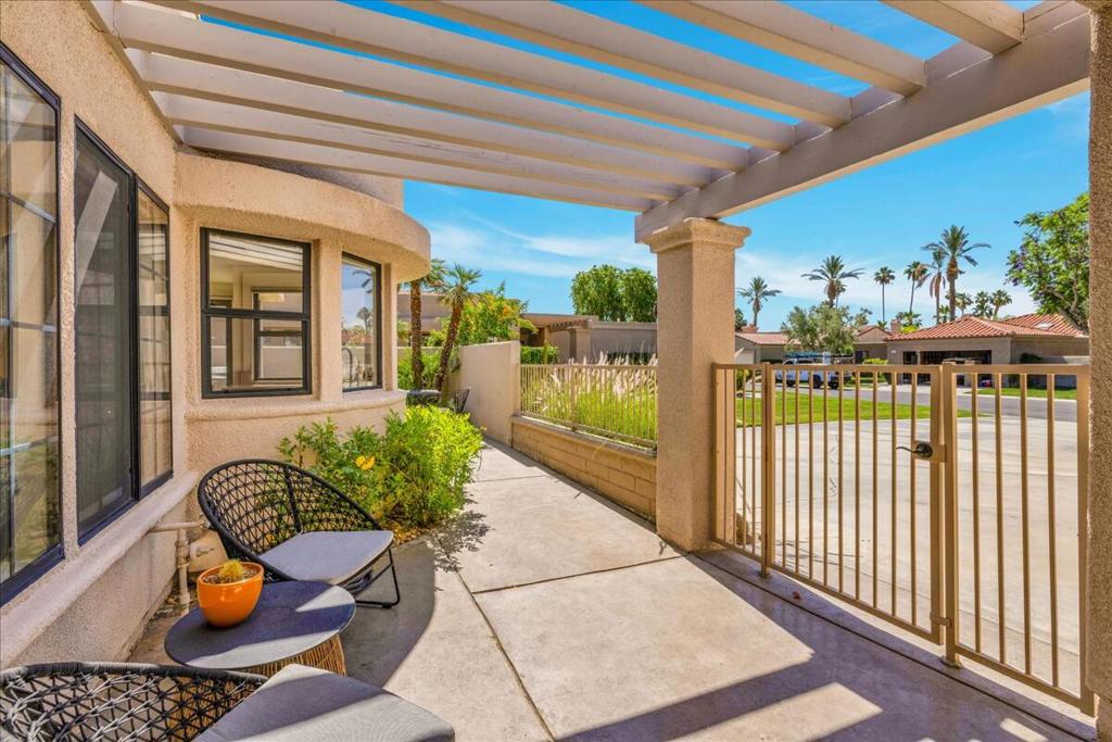 48110 Cll Seranas Property Photo 3