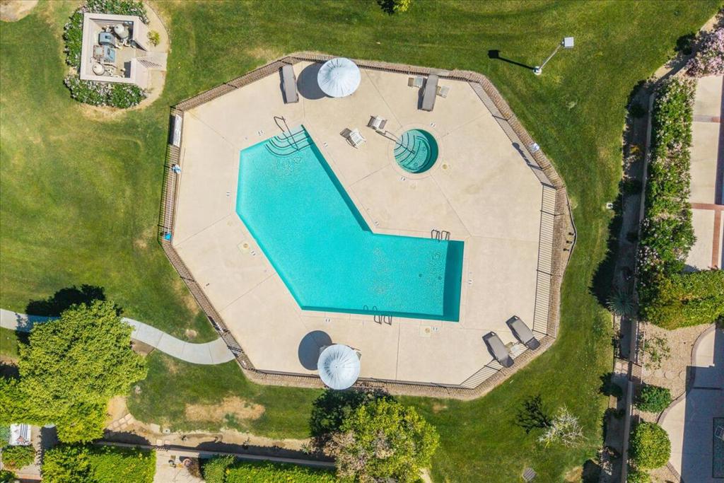 48110 Cll Seranas Property Photo 37