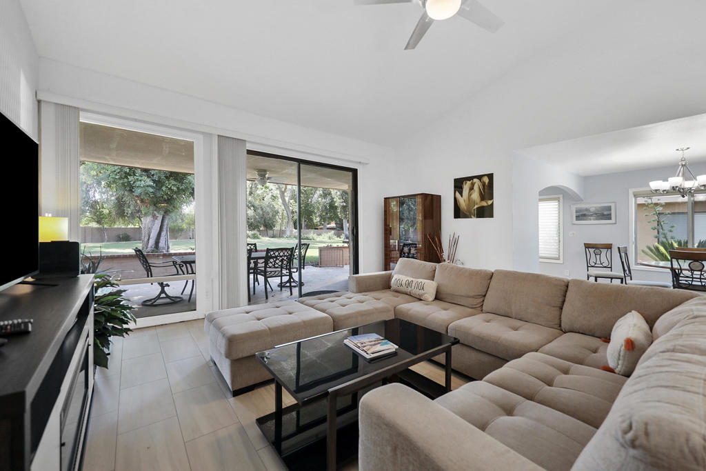 5 Majorca Drive Property Photo 2