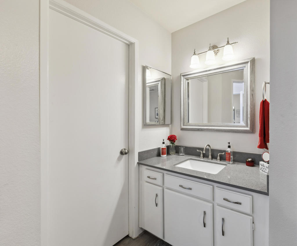 34071 Denise Way Property Photo 23