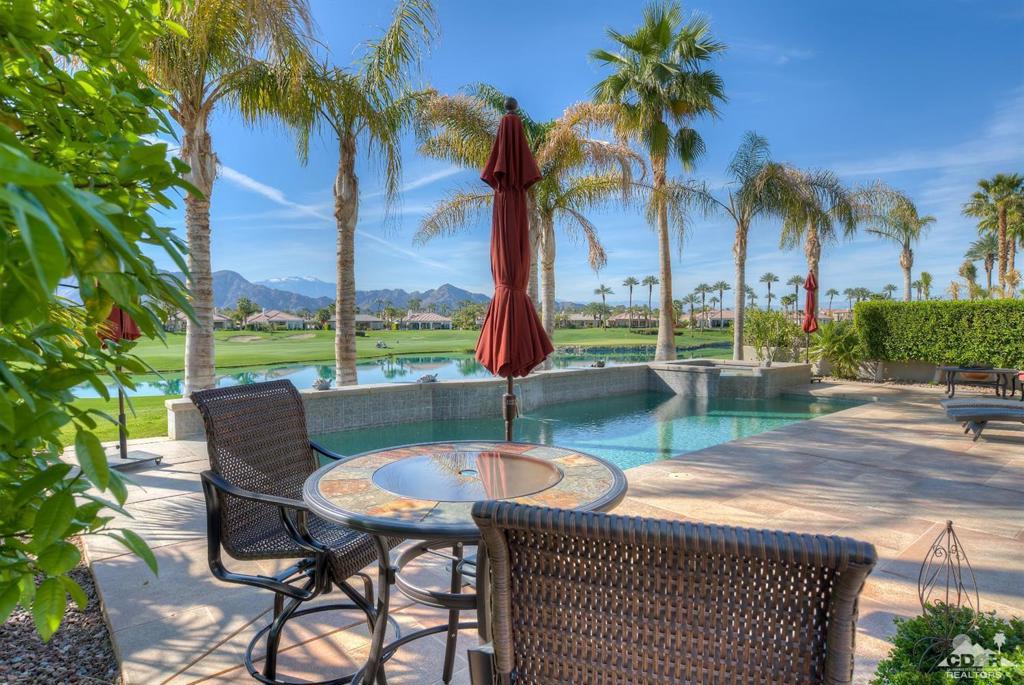 51341 Via Sorrento Property Photo 2