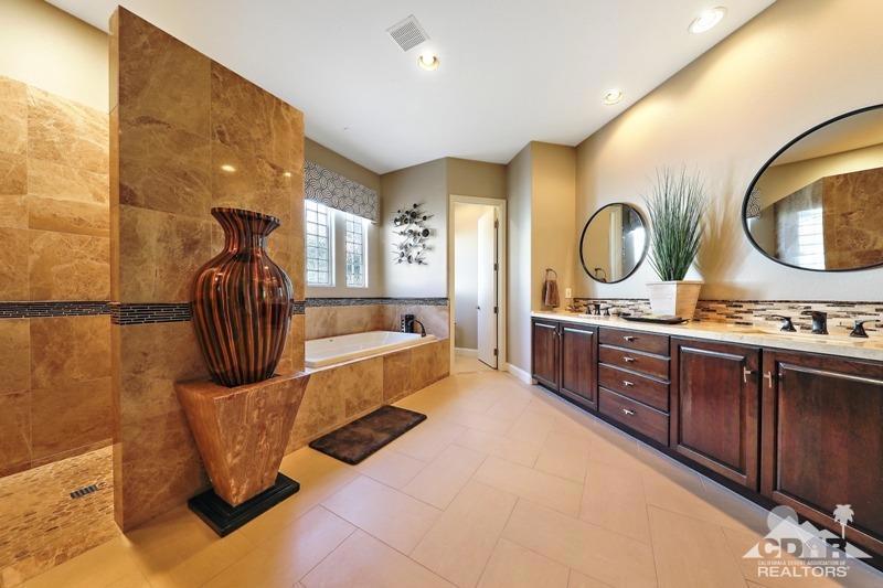 51341 Via Sorrento Property Photo 21
