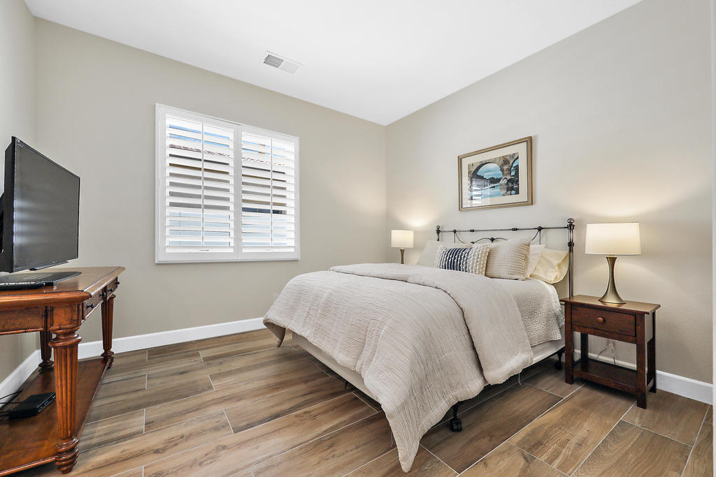 58400 Aracena Property Photo 20