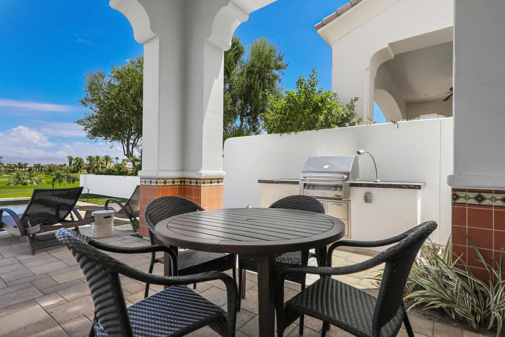 58400 Aracena Property Photo 26