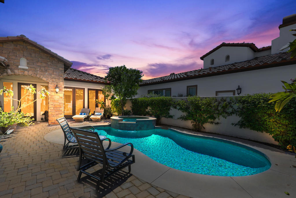 50640 Mandarina Property Photo 3