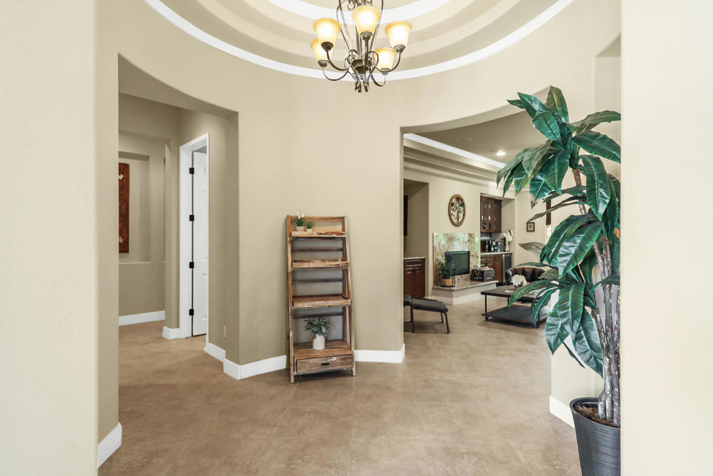 50640 Mandarina Property Photo 8