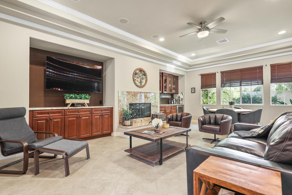 50640 Mandarina Property Photo 13