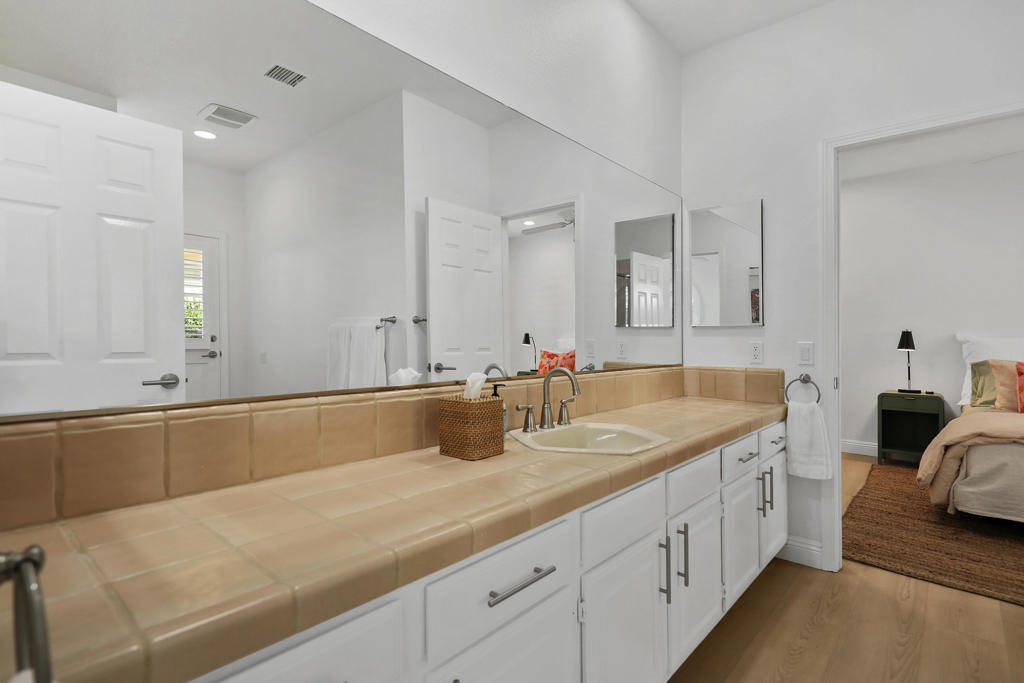48721 Santa Ursula Street Property Photo 16