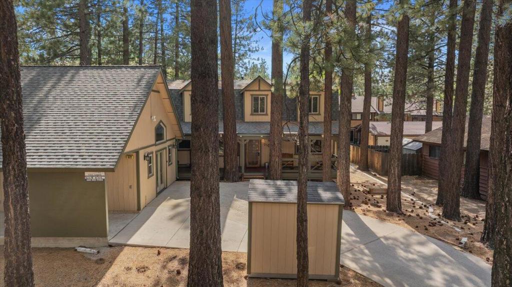 572 Ponderosa Drive Property Photo 3