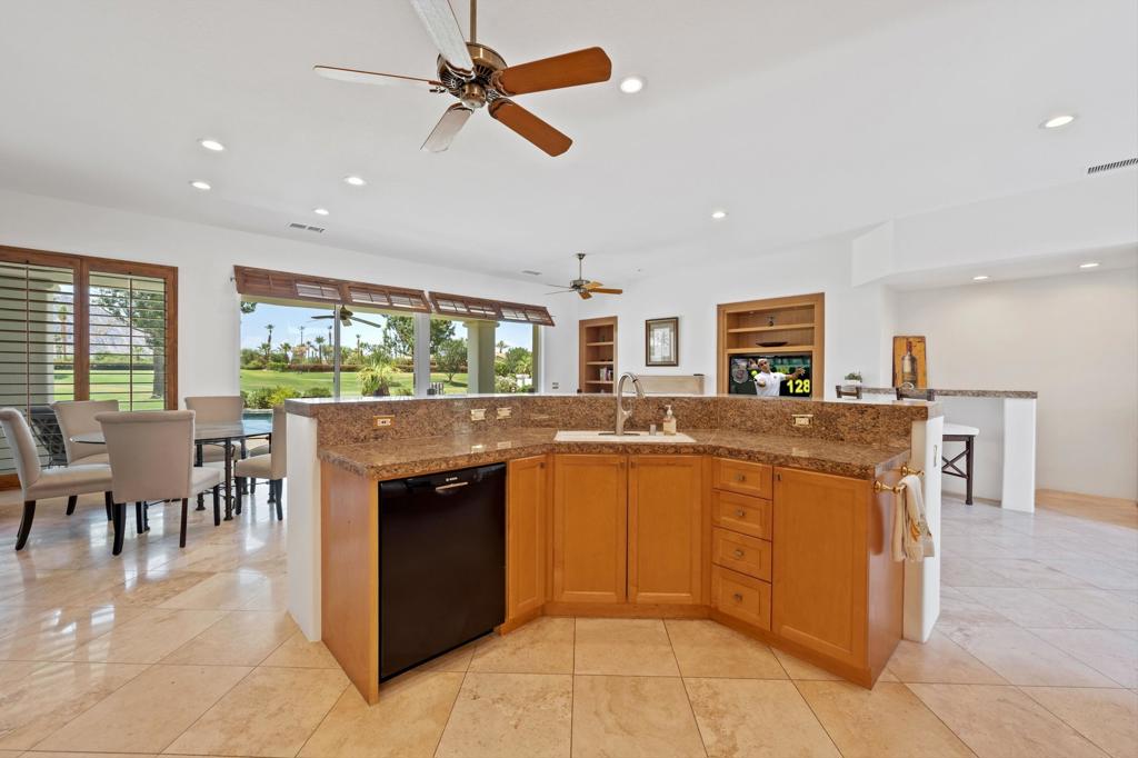 57461 Spanish Hills Lane Property Photo 14