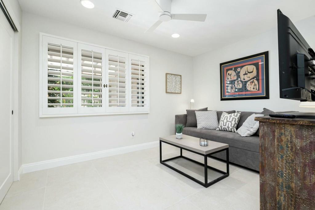 38 Mission Court Property Photo 55