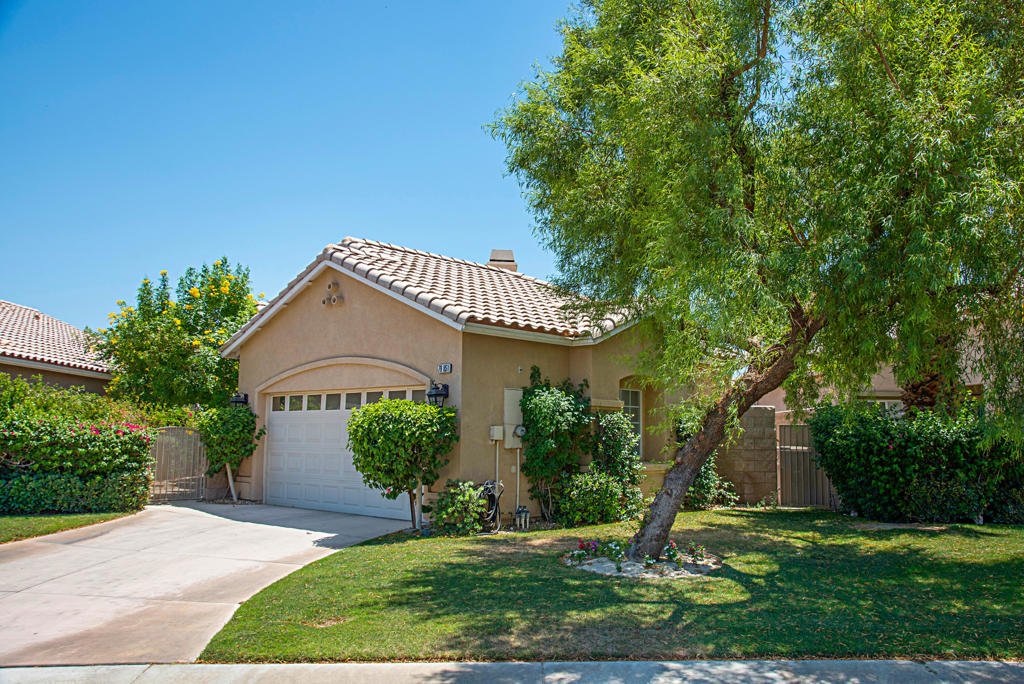 79851 Carmel Valley Avenue Property Photo 1