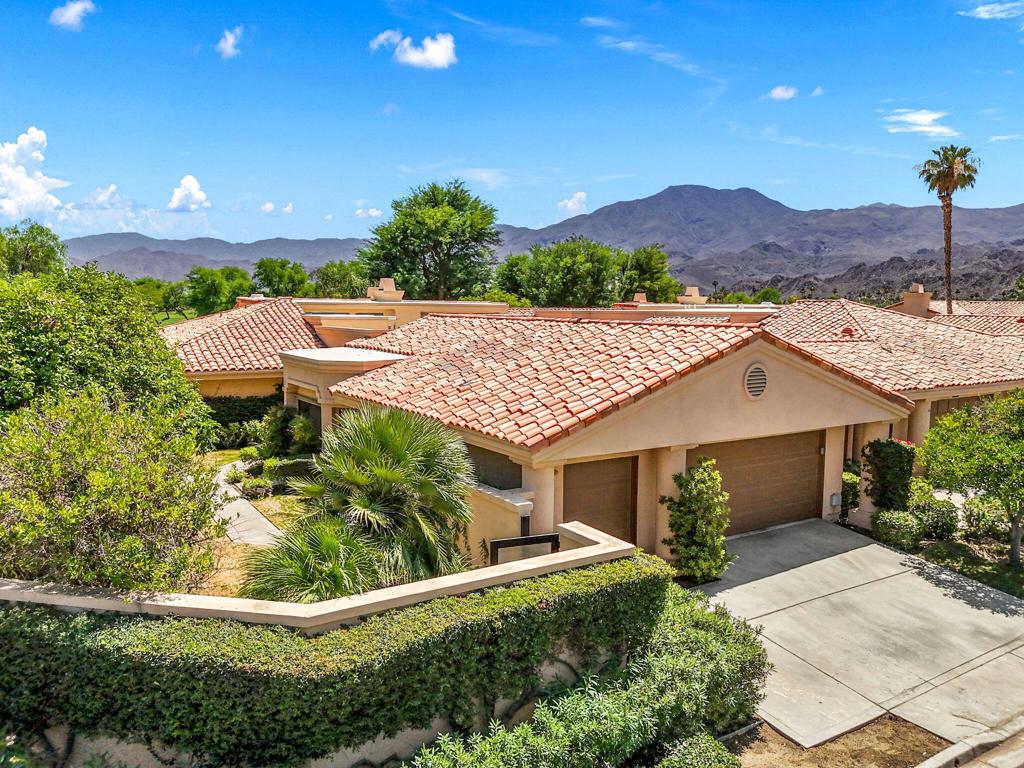 54612 Inverness Way Property Photo 1