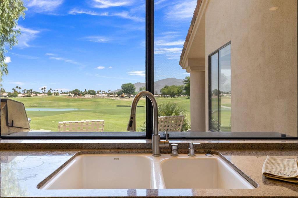 54612 Inverness Way Property Photo 17