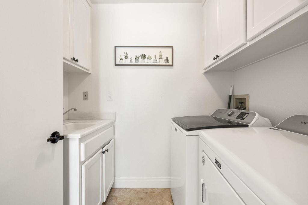 54612 Inverness Way Property Photo 33
