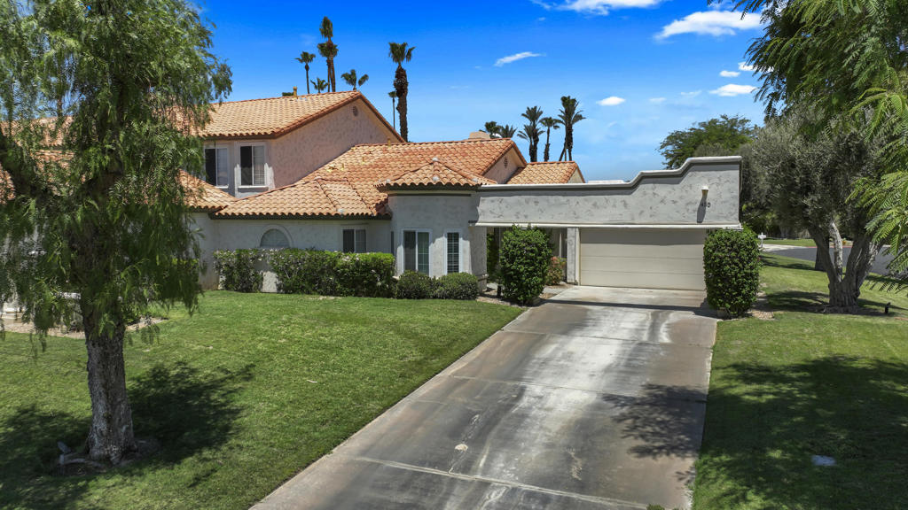 450 Desert Falls Drive N Property Photo 1