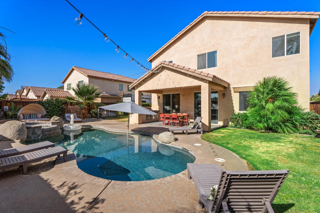 50209 Calle Tolosa Property Photo 1