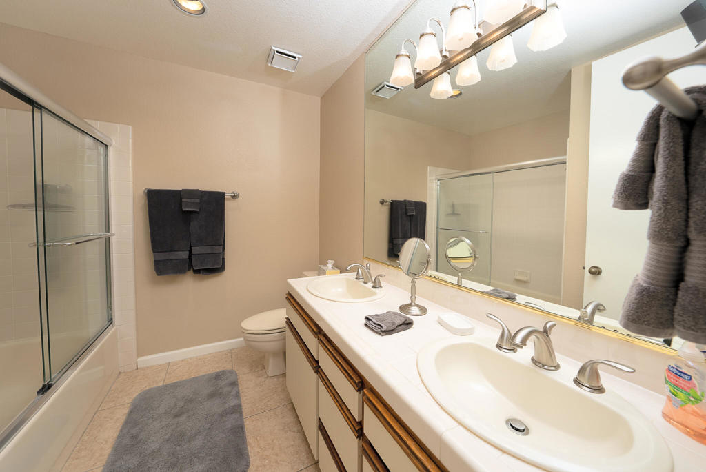 29199 E Portales Drive 251 Property Photo 9