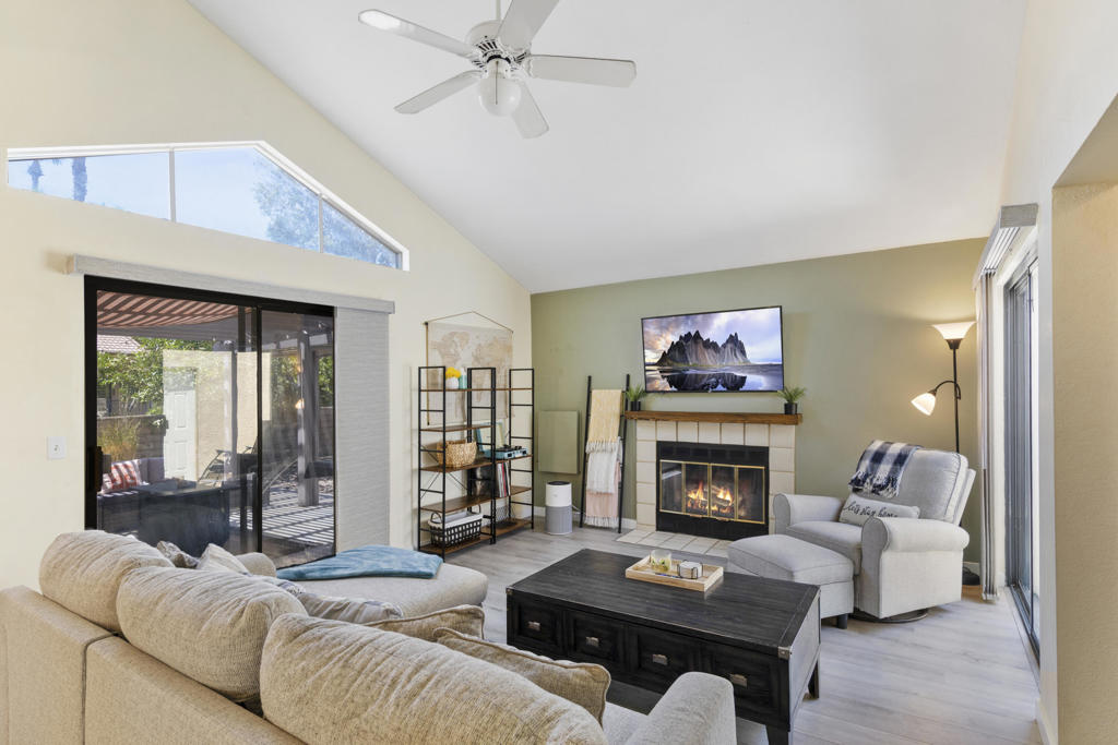 77855 Sunnybrook Drive Property Photo 1