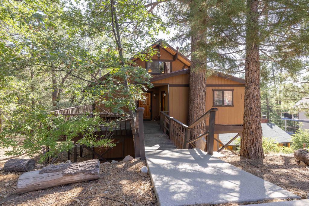 701 Butte Avenue Property Photo 1