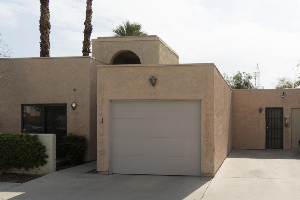 73625 65 Fred Waring Drive Property Photo 3