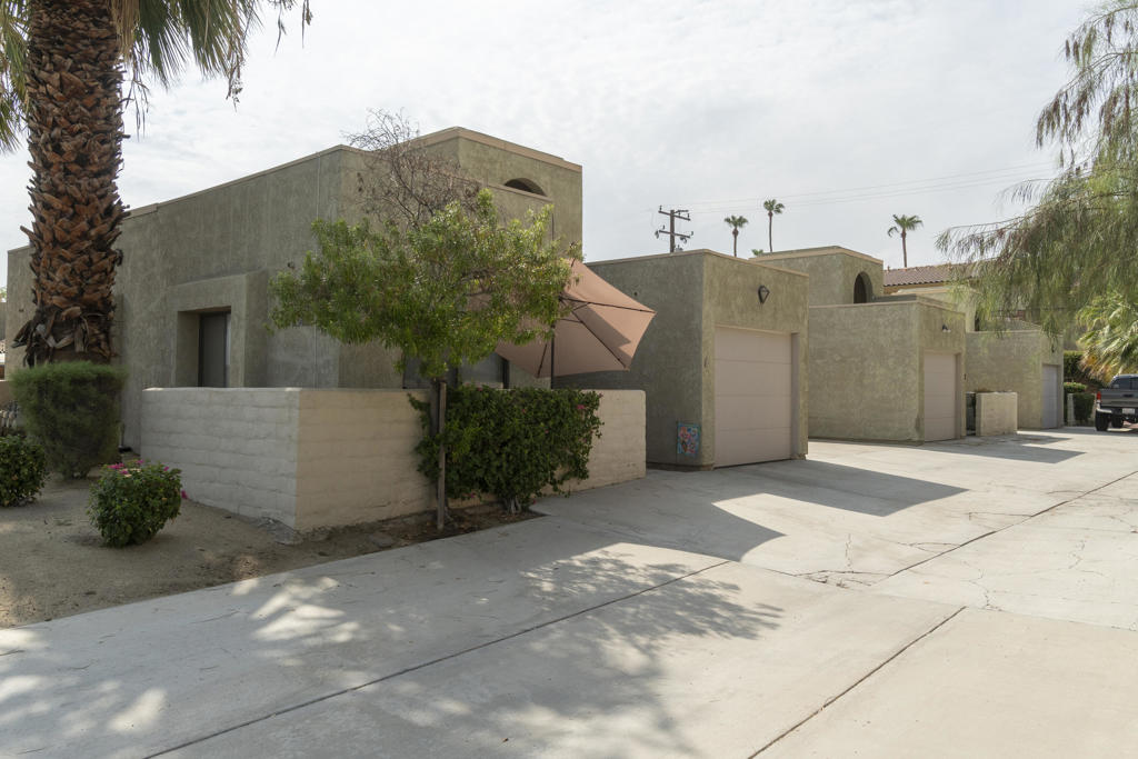 73625 65 Fred Waring Drive Property Photo 18