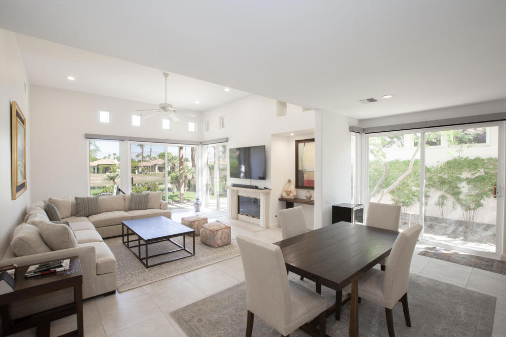 48200 Via Solana Property Photo 1