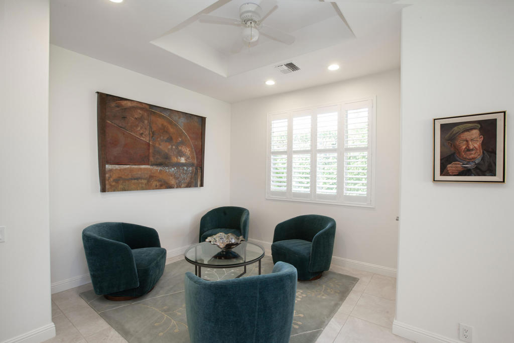 48200 Via Solana Property Photo 11