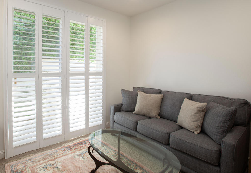 48200 Via Solana Property Photo 12