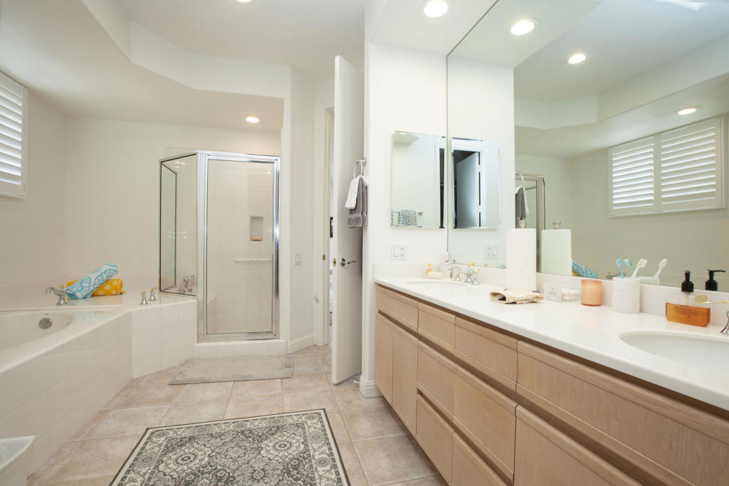 48200 Via Solana Property Photo 19