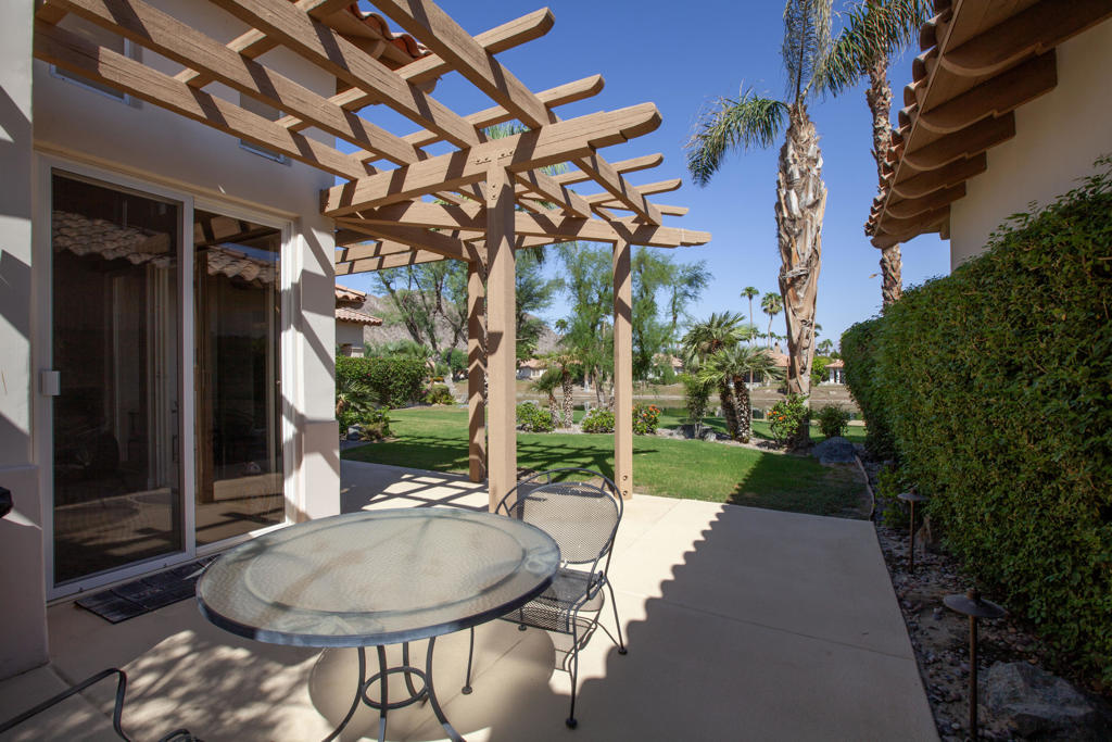 48200 Via Solana Property Photo 20