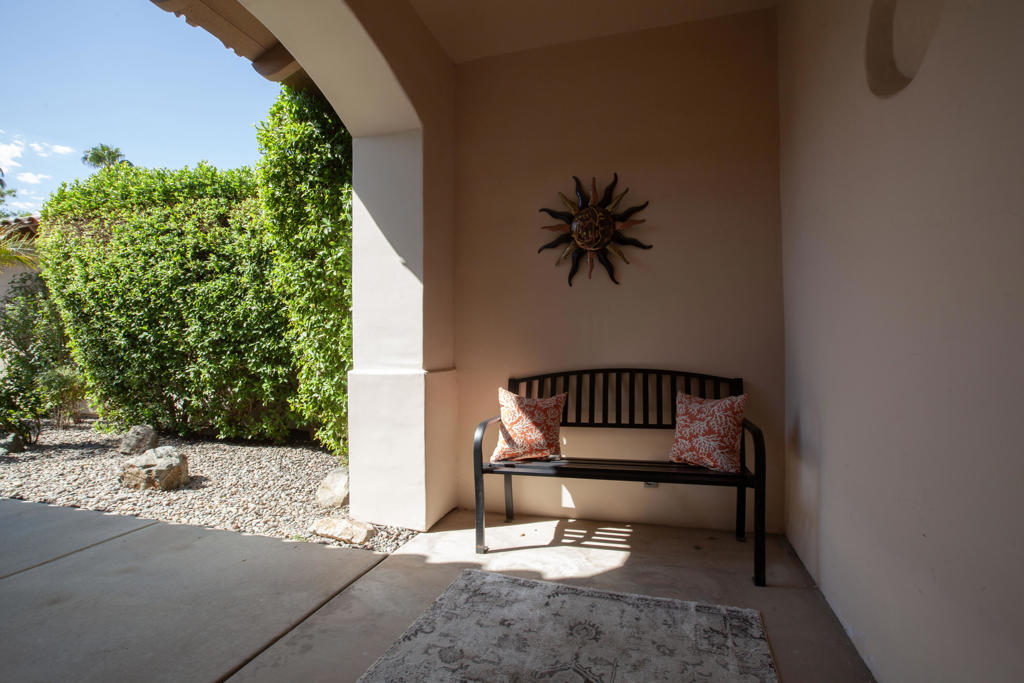 48200 Via Solana Property Photo 21
