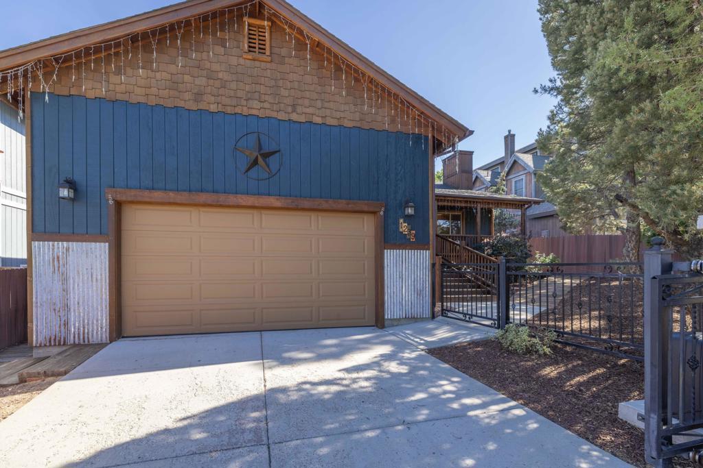 1239 E Alpinview Drive Property Photo 4