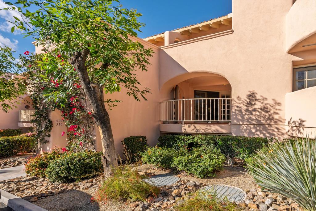 500 E Amado Road 511 Property Photo 3