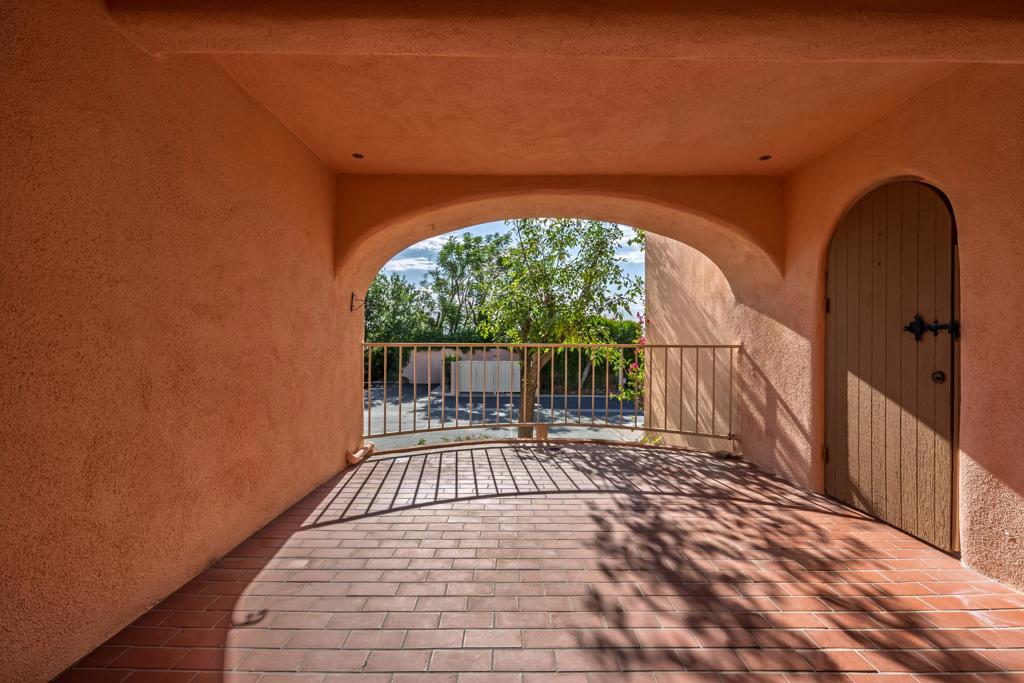 500 E Amado Road 511 Property Photo 7