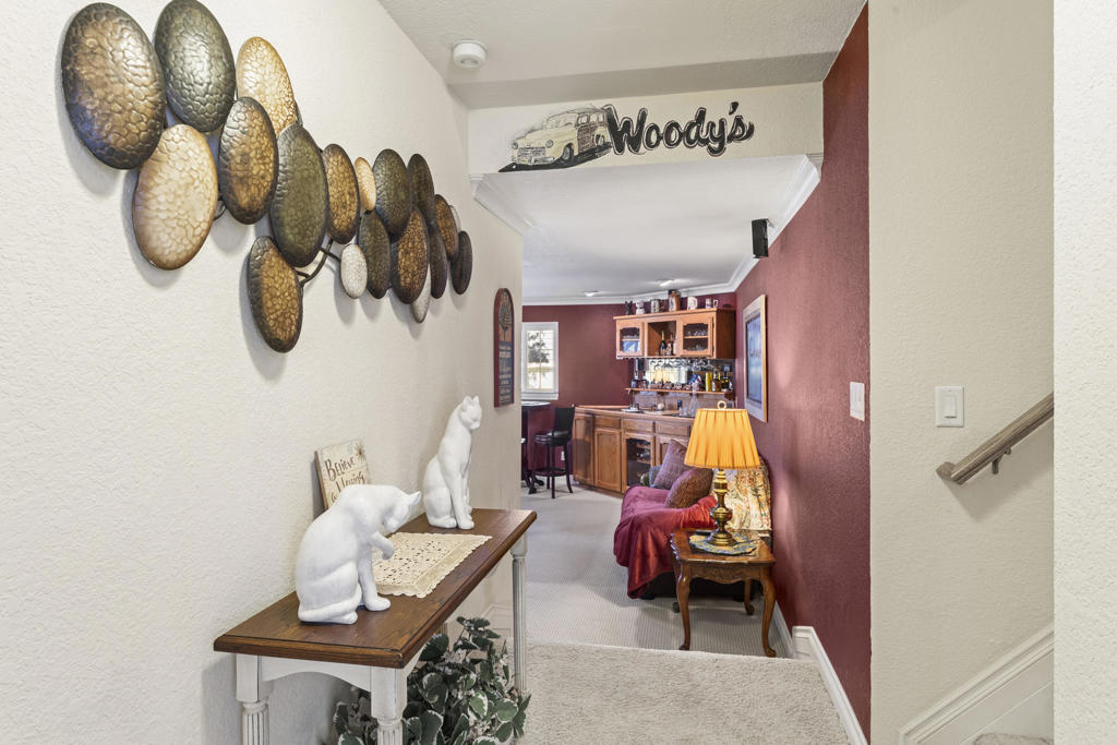 692 Zurich Drive Property Photo 32