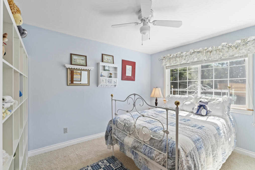 692 Zurich Drive Property Photo 38