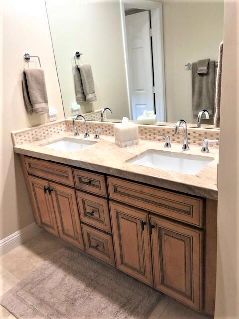 72346 Sommerset Drive Property Photo 11