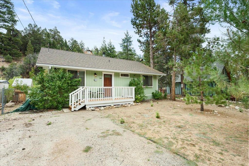 1160 Wendy Avenue Property Photo 2