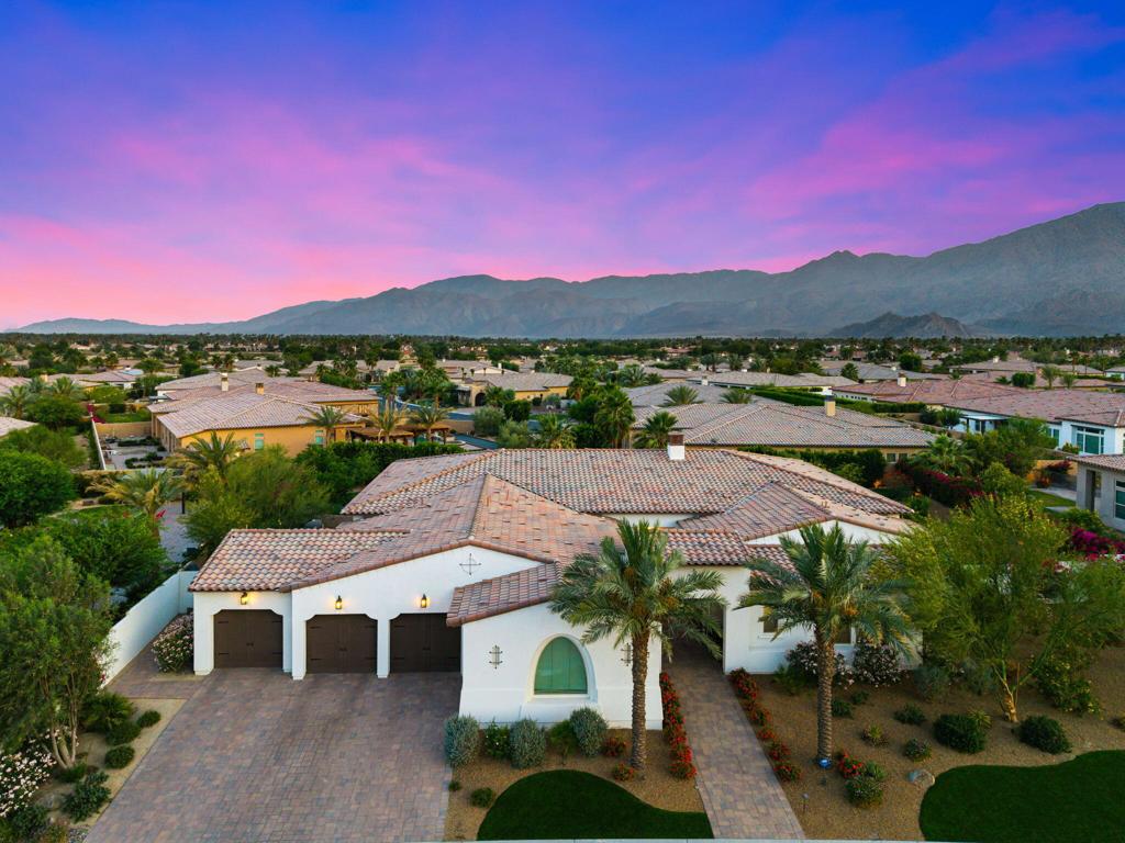 81439 Merv Griffin Way Property Photo 6