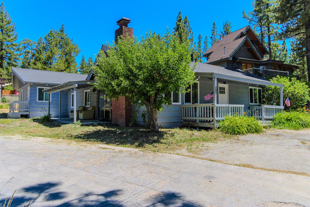 307 Arroyo Drive Property Photo 1