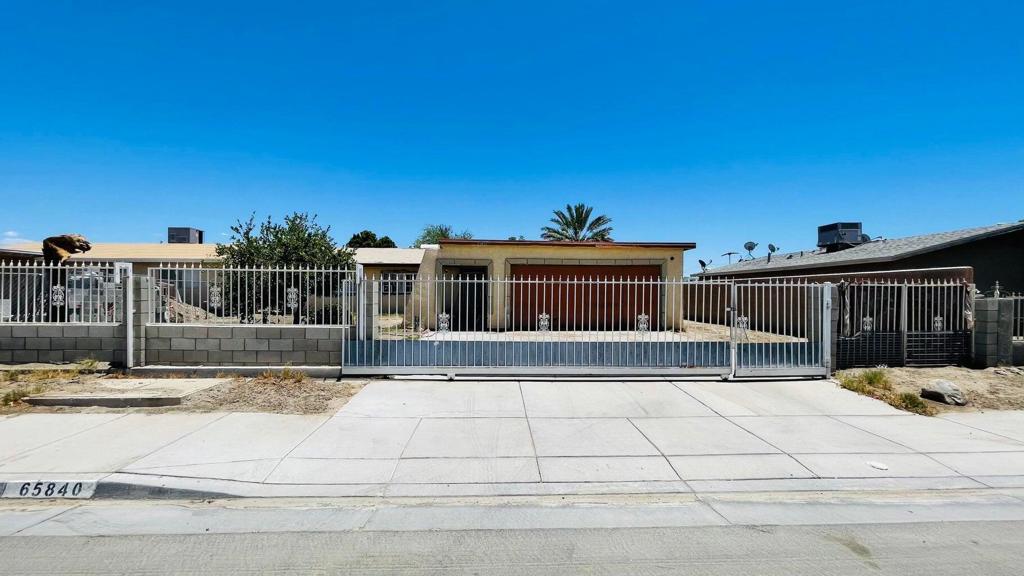 65840 Brown Street Property Photo 1