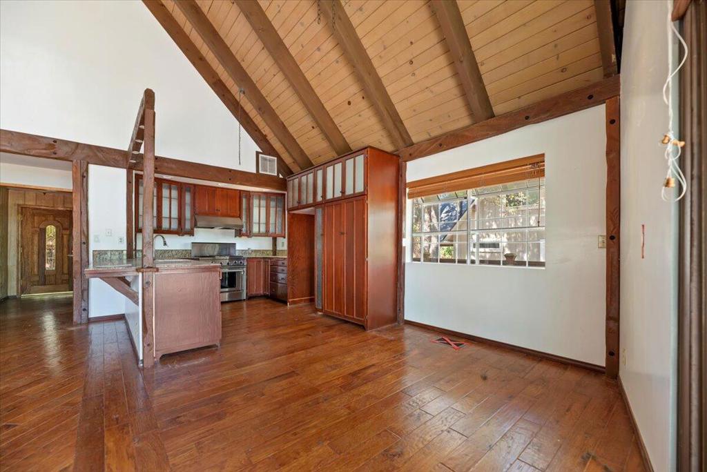 331 Annandale Drive Property Photo 29