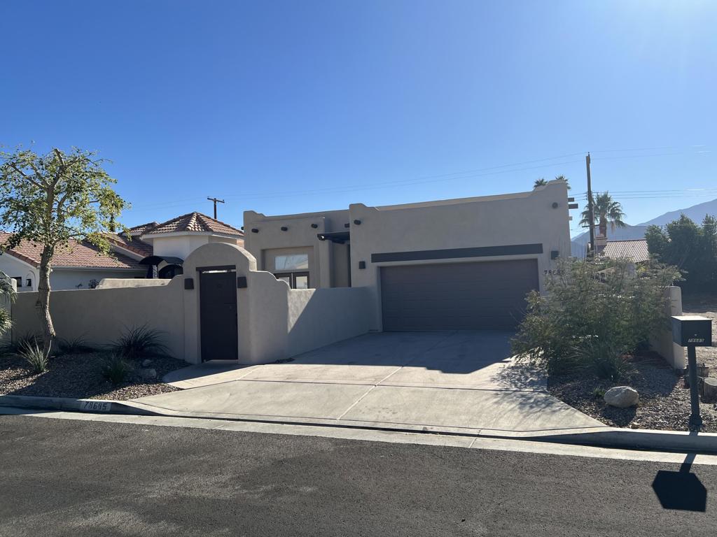 78685 Bottlebrush Drive Property Photo 1
