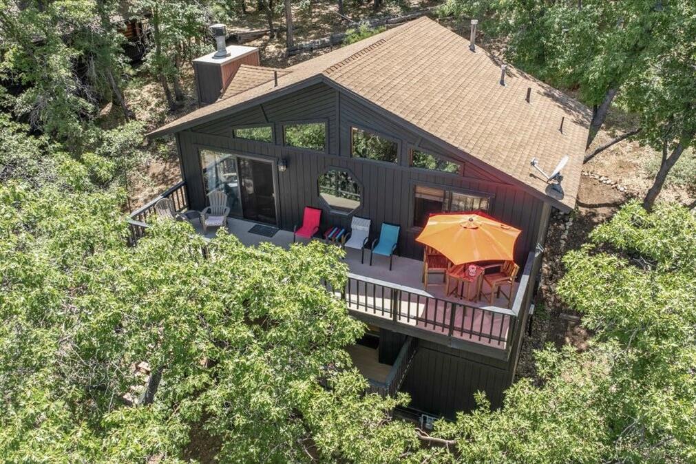 1555 Tuolumne Road Property Photo 1