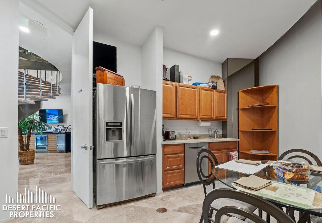 72067 Hwy 111 Property Photo 25