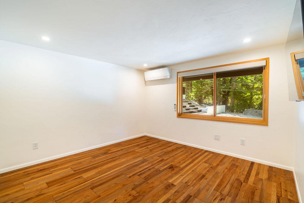 24718 Fern Valley Road Property Photo 21