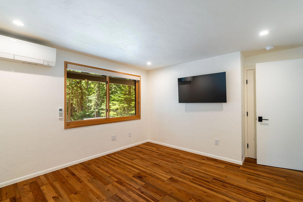 24718 Fern Valley Road Property Photo 23